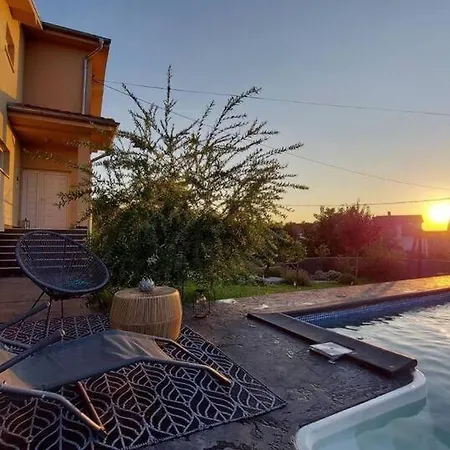 Sunset Jugovo ヴィラ Udovice