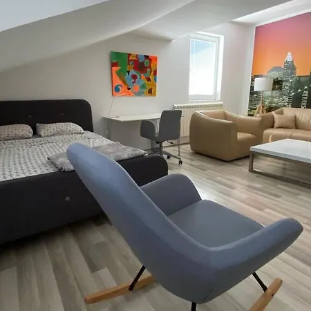 Sunset Jugovo ヴィラ