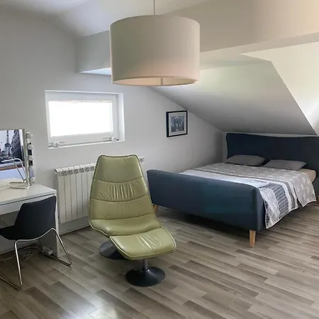 Sunset Jugovo ヴィラ *